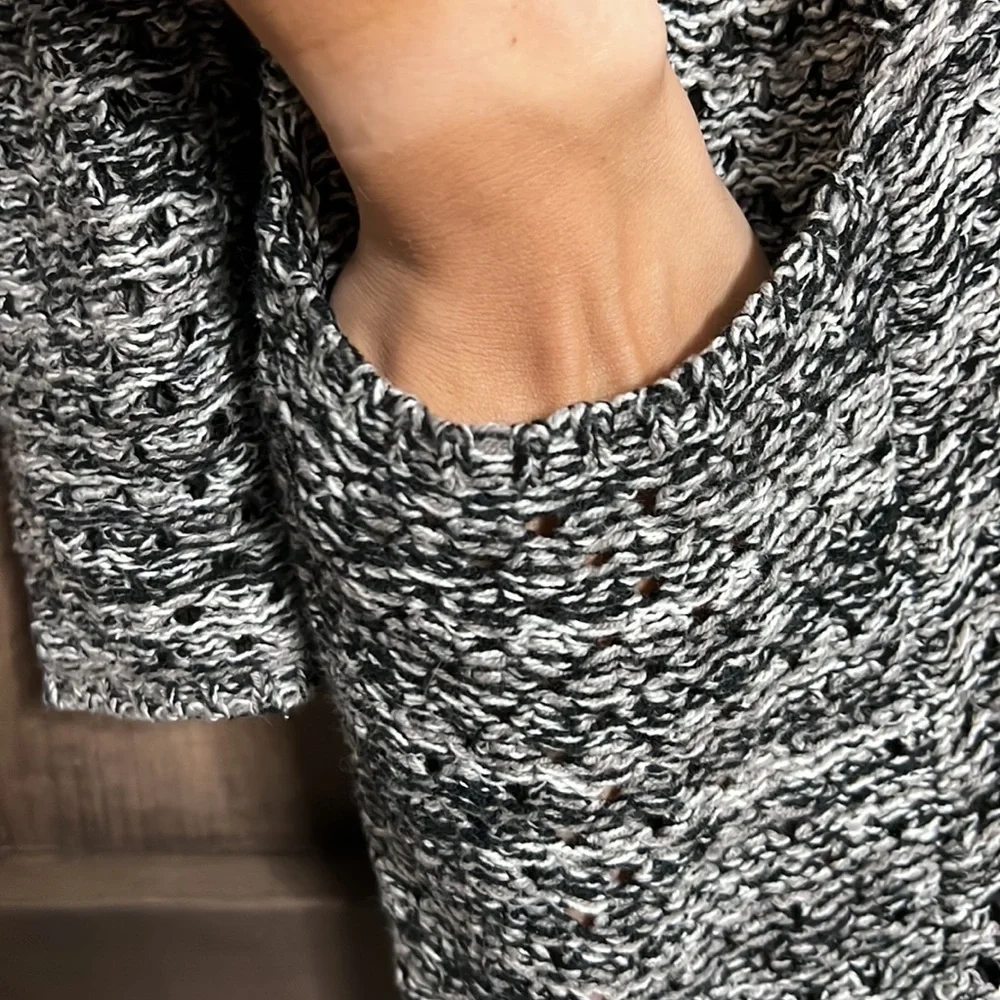 Long cardigan with pockets - Picture 4 of 4